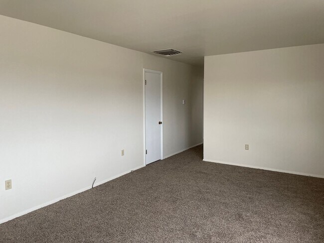 Foto del edificio - 647 35 Road