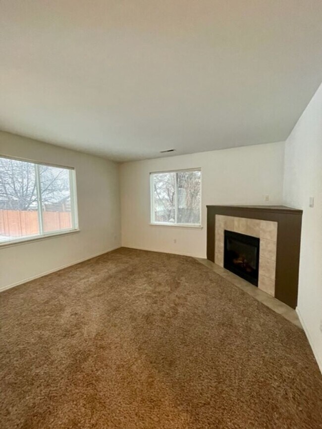 Foto del edificio - Cozy 3 Bedroom Home in SW Bend!