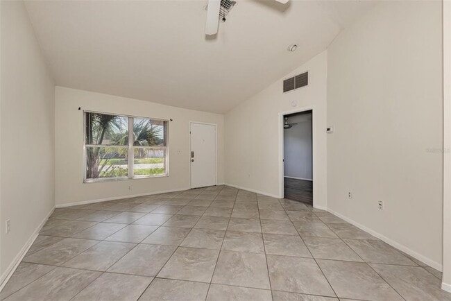 Building Photo - 5781 Oxalis Rd