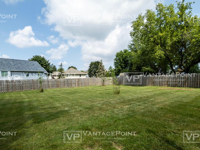 Foto del edificio - 2256 Lost Dauphin Rd