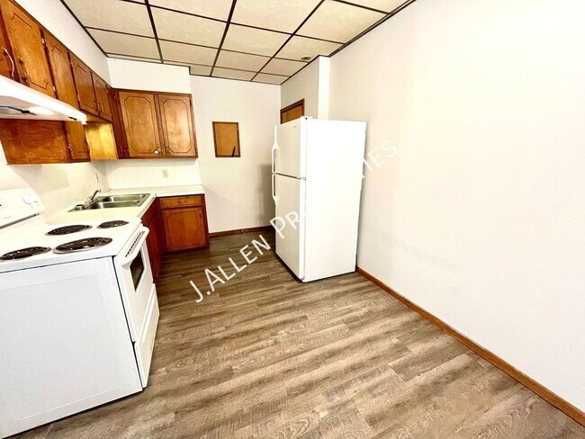 Foto del edificio - 313 N 12th St