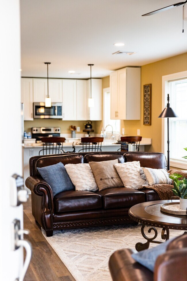 Building Photo - Lilac Valley Estates