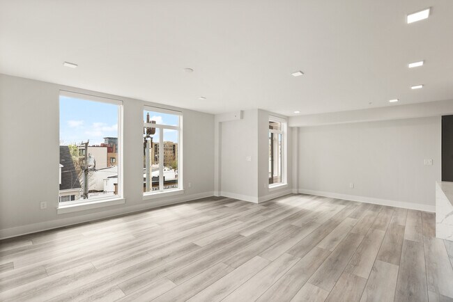 Foto del edificio - 701 N Henry St