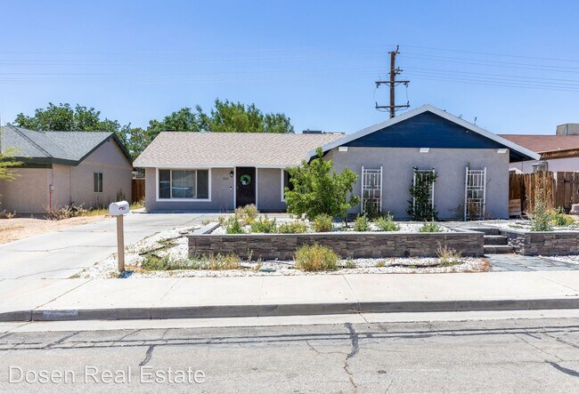 Building Photo - 3 br, 2 bath House - 513 Cottonwood Dr