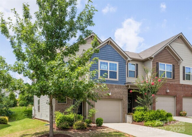 Foto del edificio - 4033 Black Walnut Wy