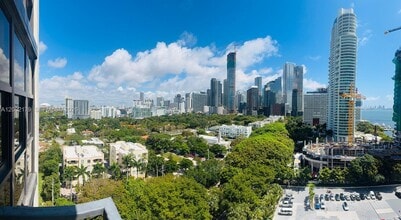 Building Photo - 1901 Brickell Ave