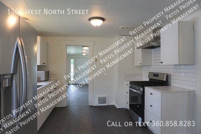 Building Photo - 1306 W North St