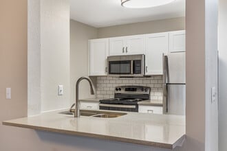 Experience upgraded Lux apartments today! Stainless steel appliances, shaker cabinets, and more! - Village Green Student Housing