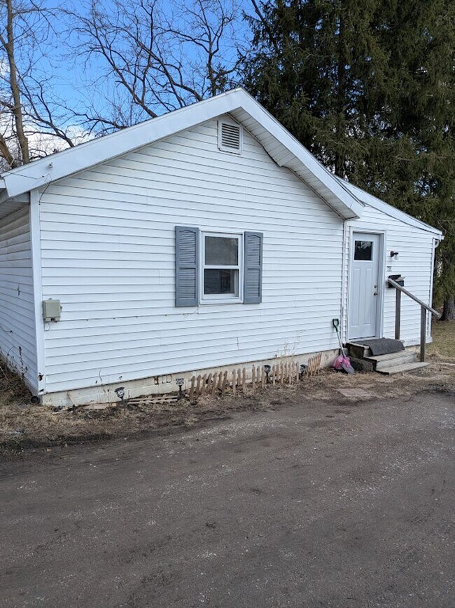 Foto del edificio - Front,E.324-326