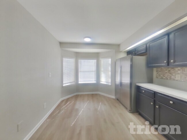 Foto del edificio - 3287 Guernsey Ct