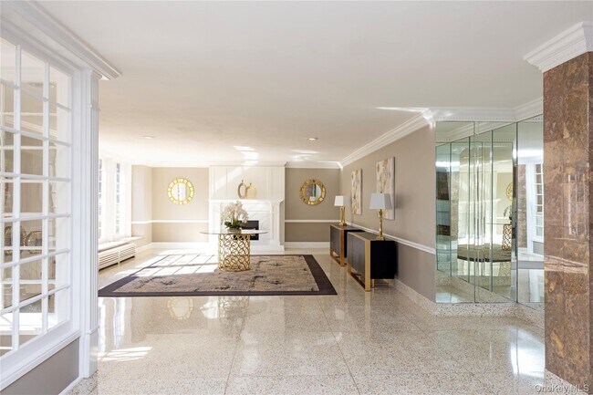 Foto del edificio - 84-39 153rd Ave