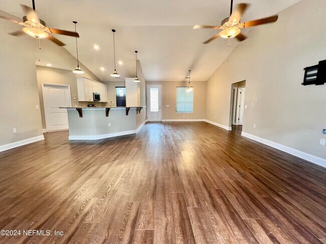 Foto del edificio - 133 Homer St