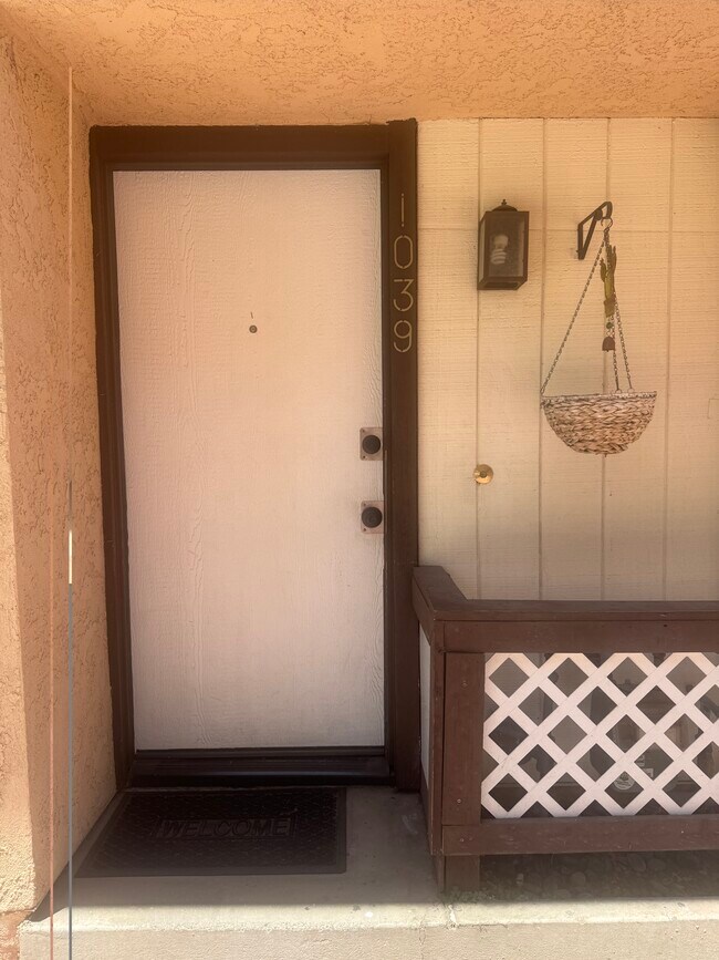 Foto del edificio - 1039 Mount Olive Dr