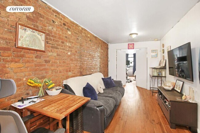 Building Photo - 206 Avenue B