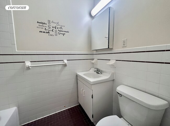 Building Photo - 311 W 128th St