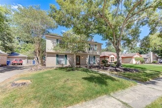 Building Photo - 17206 Seven Pines Dr