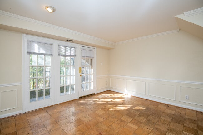 Building Photo - 1778 Lanier Pl NW
