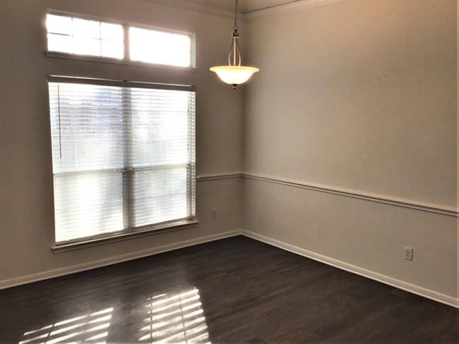 Building Photo - 15207 Henderson Point Dr