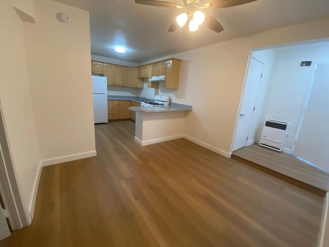 Foto del edificio - 3859B 35th Street-