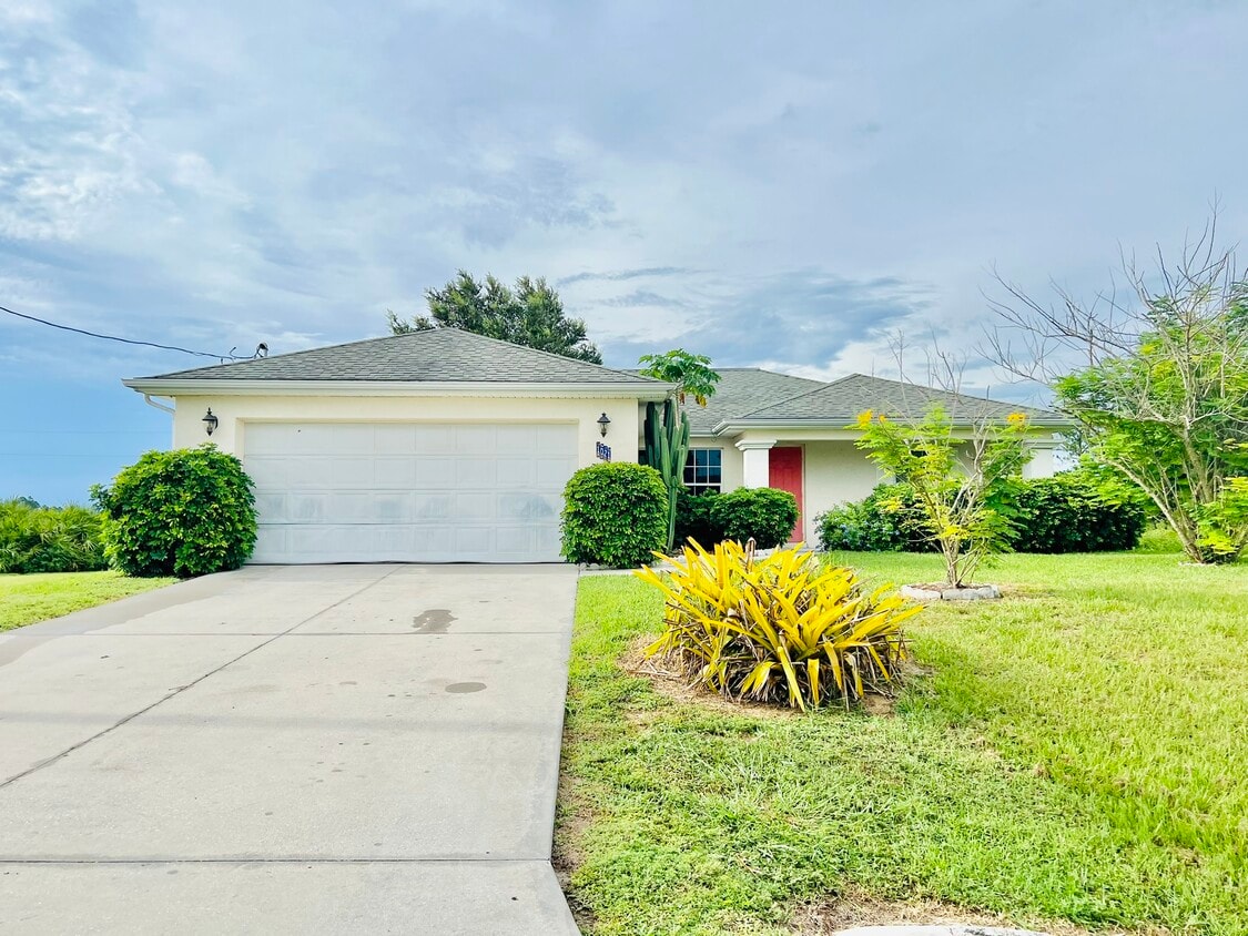 Foto principal - 1021 Arbordale St