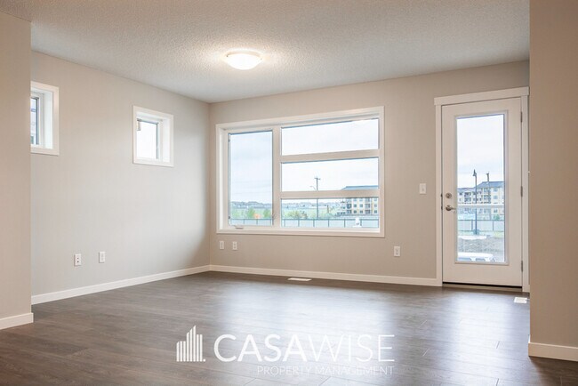 Building Photo - 17230-1729A 9A Ave SW