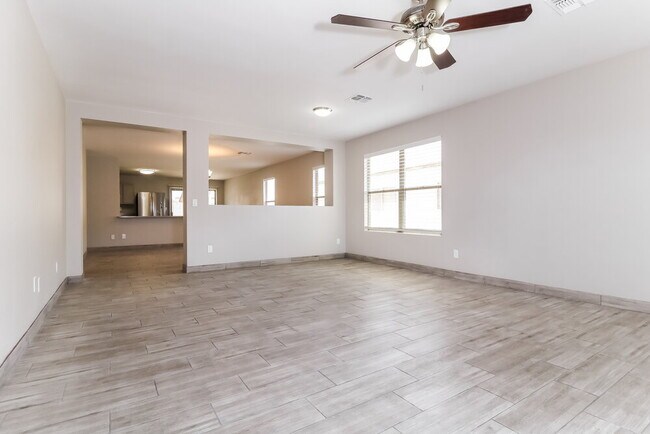Building Photo - 11522 W Wethersfield Rd
