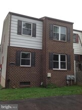Building Photo - 298 Birch Dr