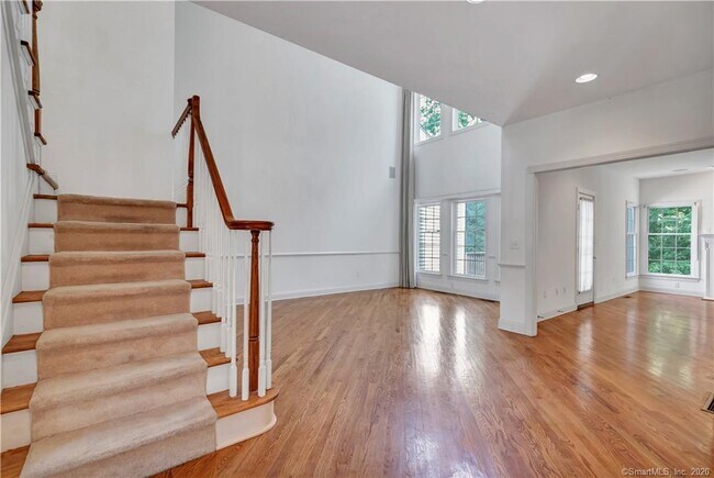 Building Photo - 29 Regency Cir