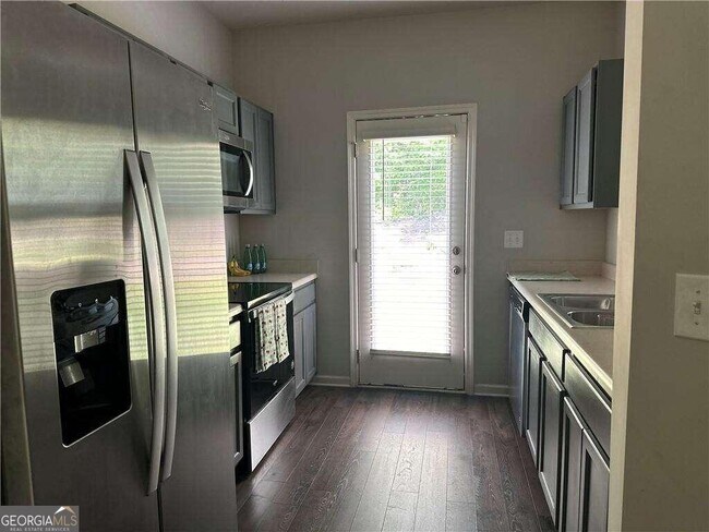 Foto del edificio - 6270 Rockaway Rd
