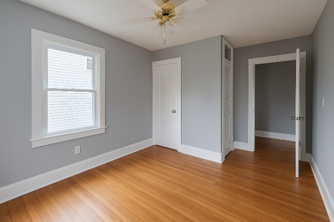 Foto del edificio - 1551 E 195th St