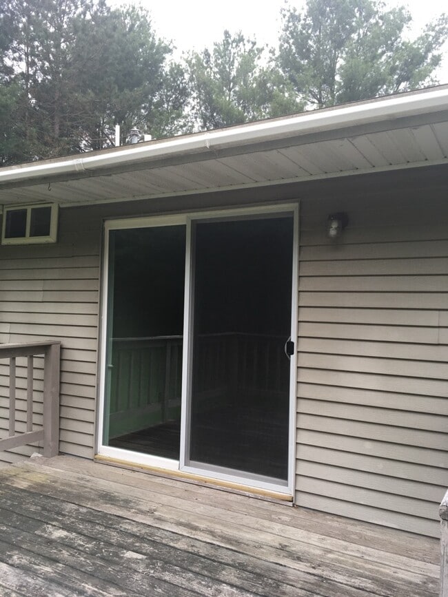 Building Photo - 5105 Willard Ln