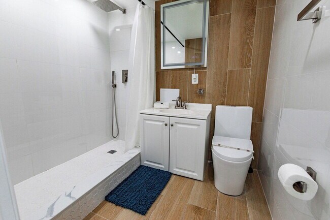 Foto del edificio - 2655 Key Largo Ln