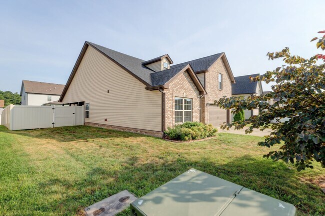 Foto del edificio - 1008 Meadowview Ln