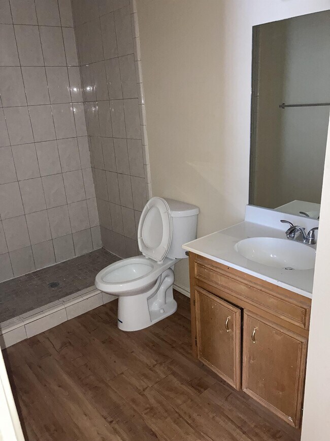 Foto del edificio - 542 Amigos Ln