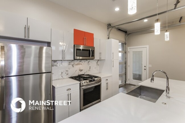 Building Photo - 11244 Paradise In Dr