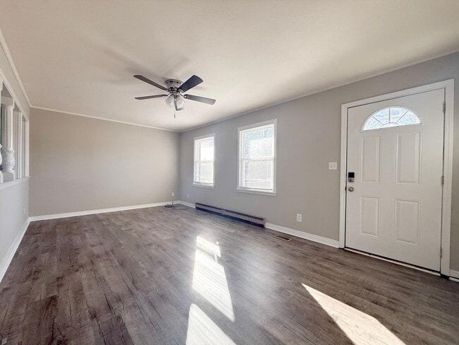 Building Photo - 3 Bedroom / 2 Bath – Accessible Home in Algood