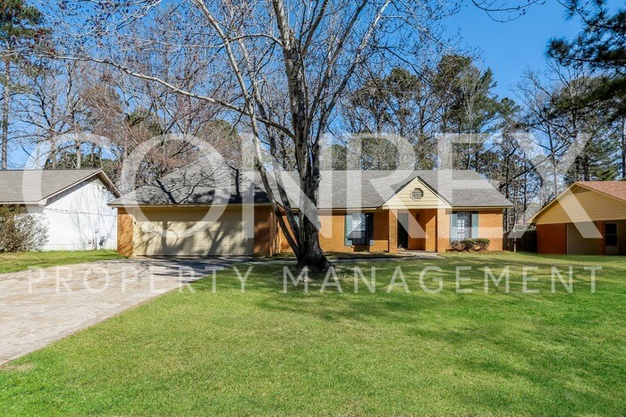 Primary Photo - Beautiful 3 Bedroom in Great Location!