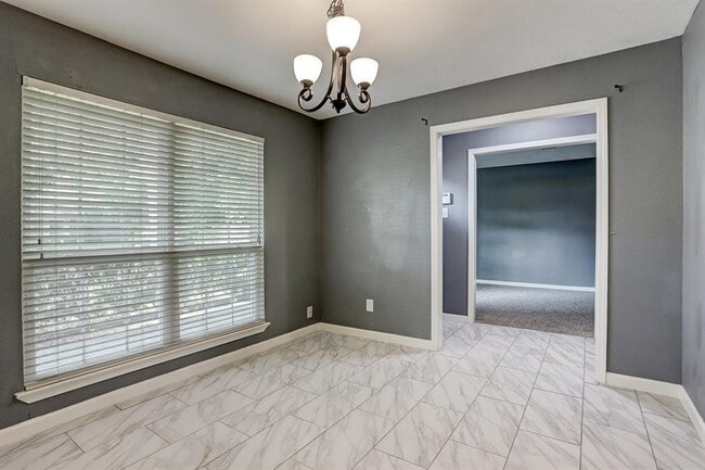 Building Photo - 5503 Kuldell Dr