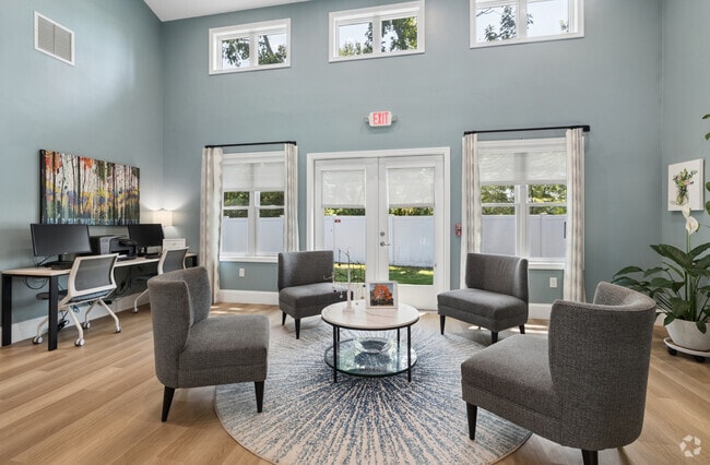 Lobby - Glen Meadow Apartments