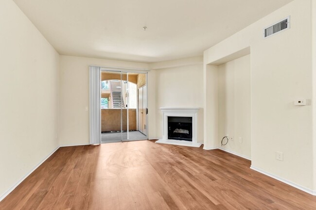 Interior Photo - Villa Toscana