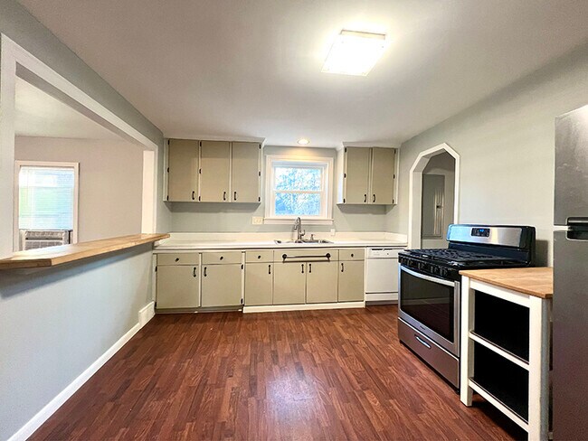 Foto del edificio - 19345 Brentwood St