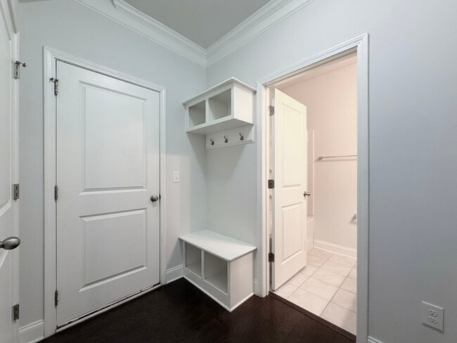 Foto del edificio - 7336 Birchshire Dr