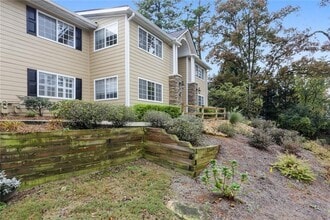 Building Photo - 1468 Briarwood Rd NE