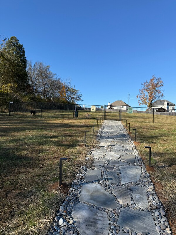 Foto del edificio - 124 Asbury Way