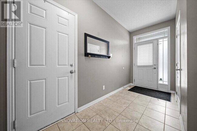 Building Photo - 737 Percifor Way