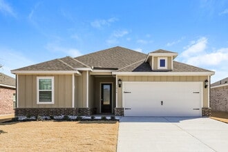 Building Photo - 1016 Cedar St