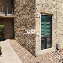 Building Photo - 4950 N Miller Rd