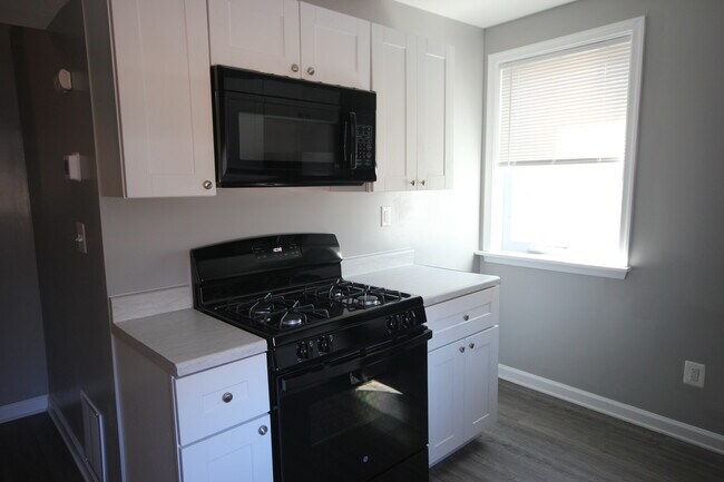 Building Photo - 312 N Philadelphia Blvd