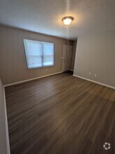 Building Photo - 45 22nd Ave NE