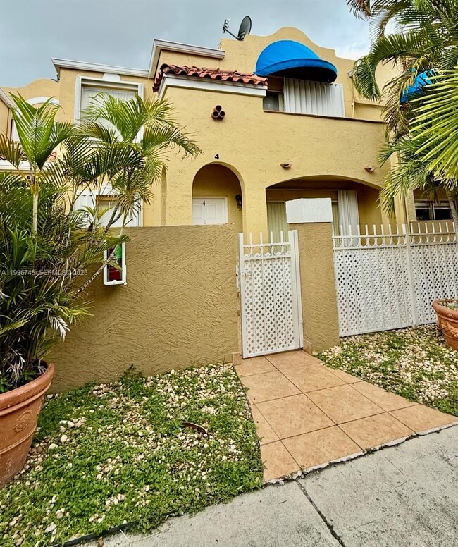 Building Photo - 375 NW 85th Pl